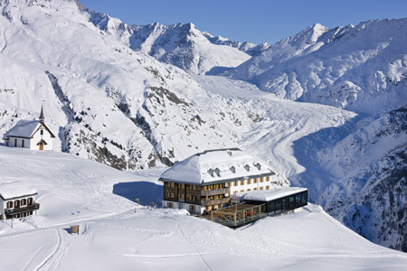 Briga, Belalp, Hotel Belalp. Foto gentilmente concessa dall'Ufficio del Turismo.