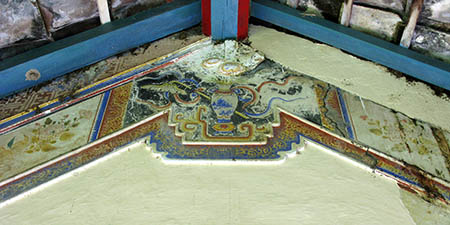 BALI tempio al nord decorato soffitto 1