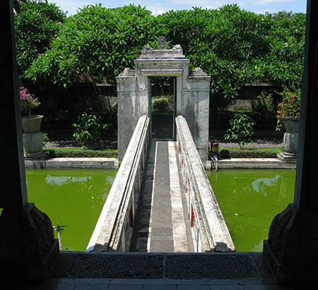 Bali tempio soffitti 2