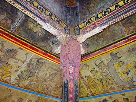 Bali tempio soffitti 82as