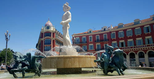 Nizza centro 500 ok piazza fontana