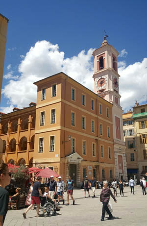 Nizza città vecchia chiesa
