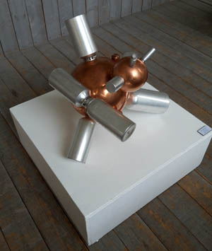 ARTE PEDRAGLIO COMO A Lugano mostra Matteo Emery - Pheromonic Bubble, 2014, alluminio e rame, cm 55x65x45